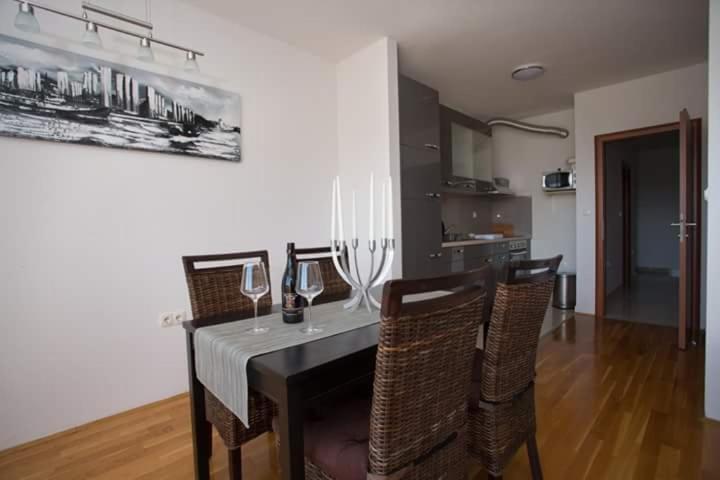Apartman Mila Kastela Dış mekan fotoğraf