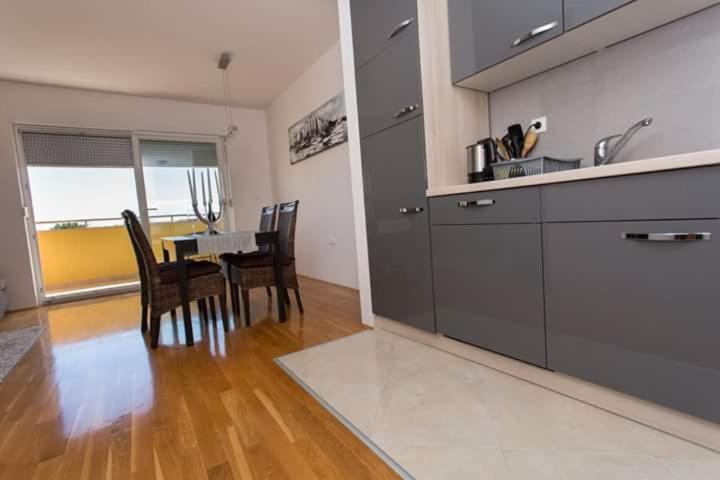 Apartman Mila Kastela Dış mekan fotoğraf